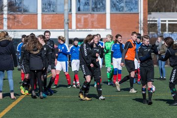 Bild 457 - B-Juniorinnen Halbfinale SVHU - Holstein Kiel : Ergebnis: 3:0